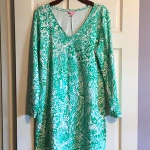 Lilly Pulitzer long sleeve V neck dress. Size XL